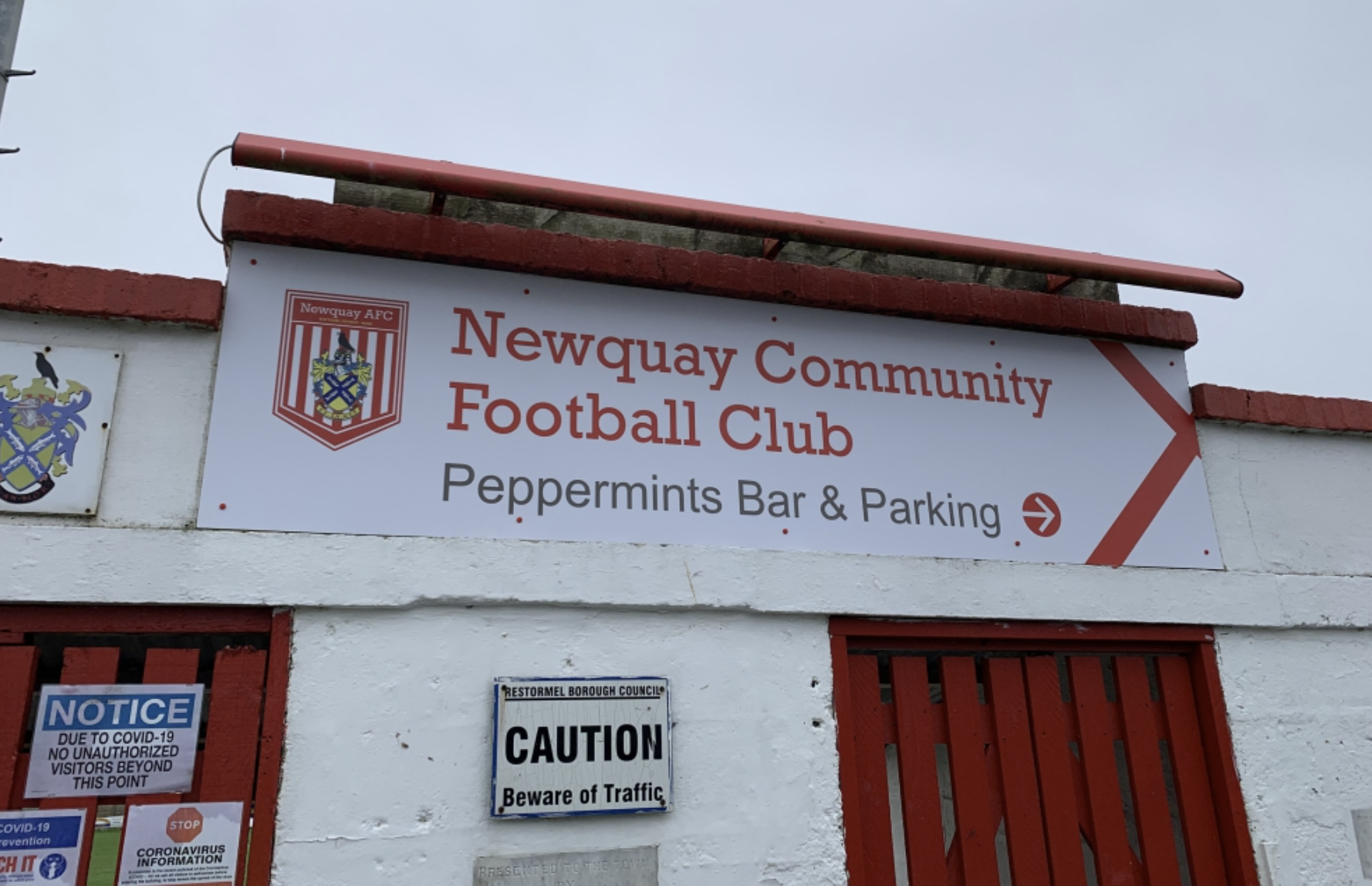 newquay football club sign 1